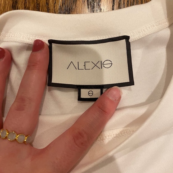 Alexis white ruffled top - Picture 10 of 12